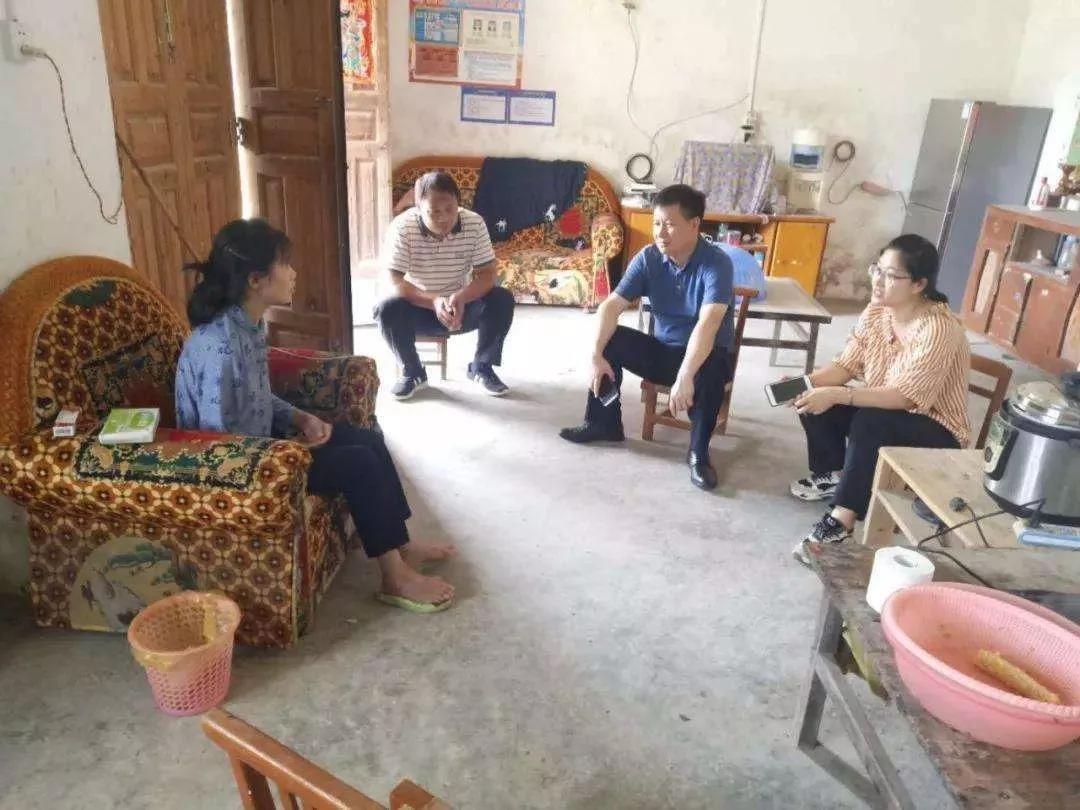 追憶扶貧戰(zhàn)士黃文秀，源碼讓“光明“繼續(xù)溫暖她曾工作的地方