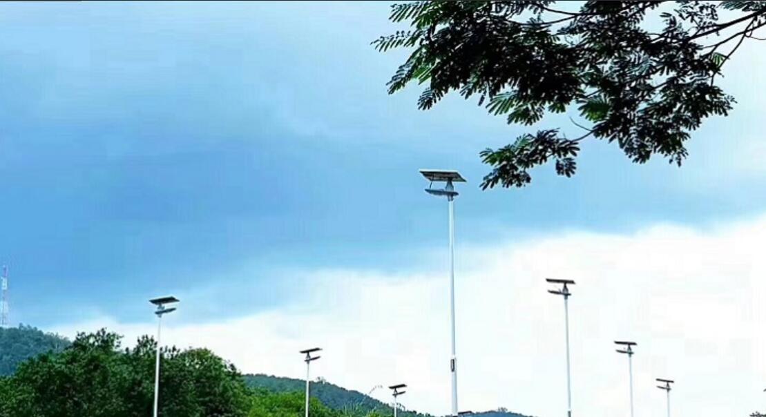 過(guò)冬后檢修太陽(yáng)能路燈的方法