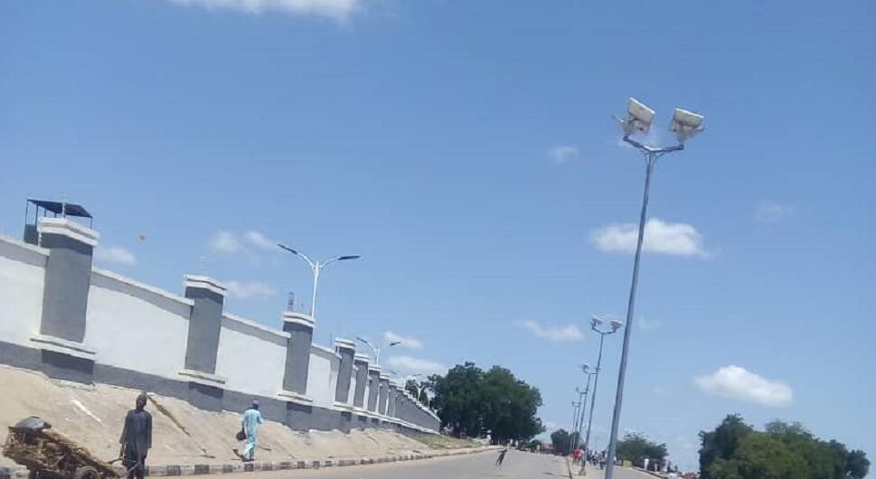 施工太陽能路燈注意的細節地方