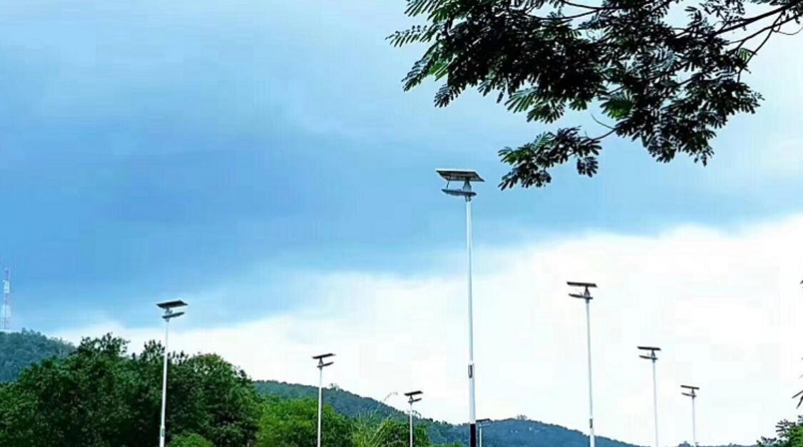 路燈桿為什么要鍍鋅金屬表面？