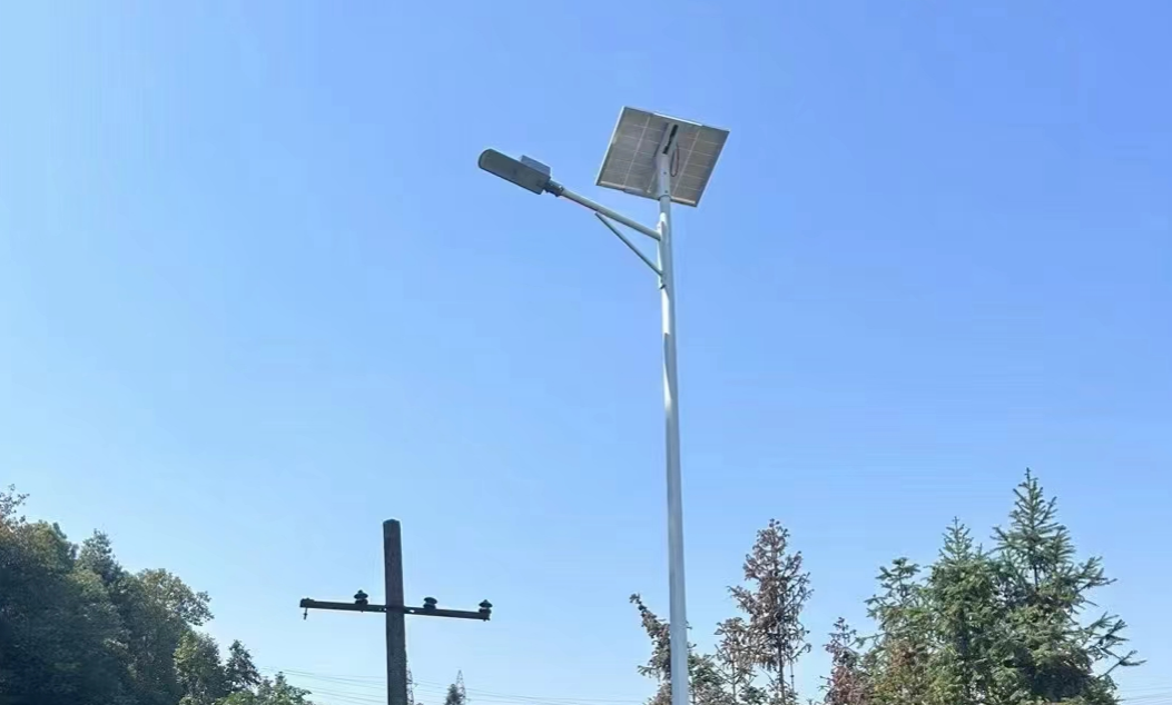 光伏支架節能環保路燈介紹